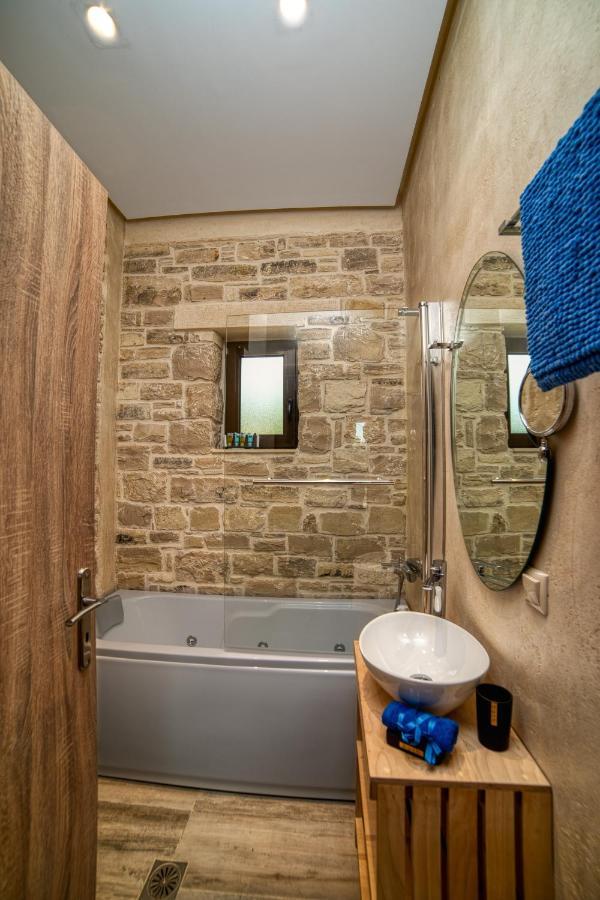 Olive Luxury Suites - Adults Only Kamilari Bagian luar foto
